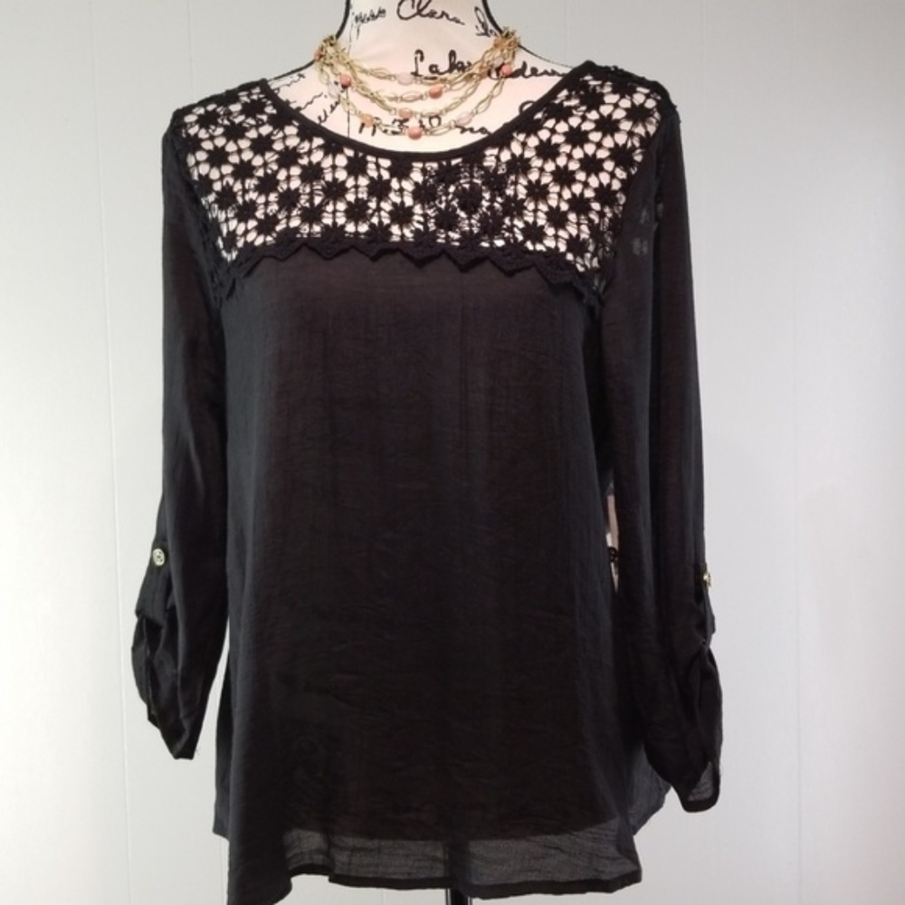 Lace Neckline Lightweight Blouse